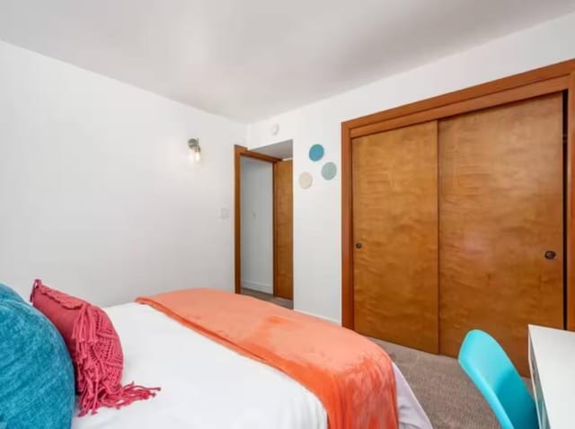 56406 Marina View Way, Bass Lake, CA 93604 - carpeted bedroom featuring a closet