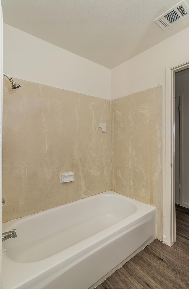 1221 N Peach Ave Unit 226, Fresno, CA 93727 - full bathroom with visible vents and wood finished floors