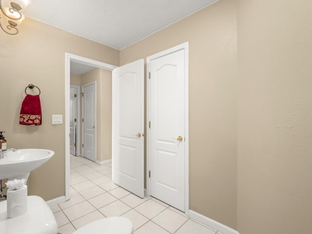 9596 N Winery Ave, Fresno, CA 93720 - bathroom with tile patterned floors and baseboards