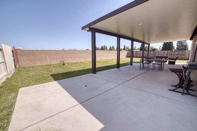 view of patio / terrace featuring a fenced backyard and outdoor dining space