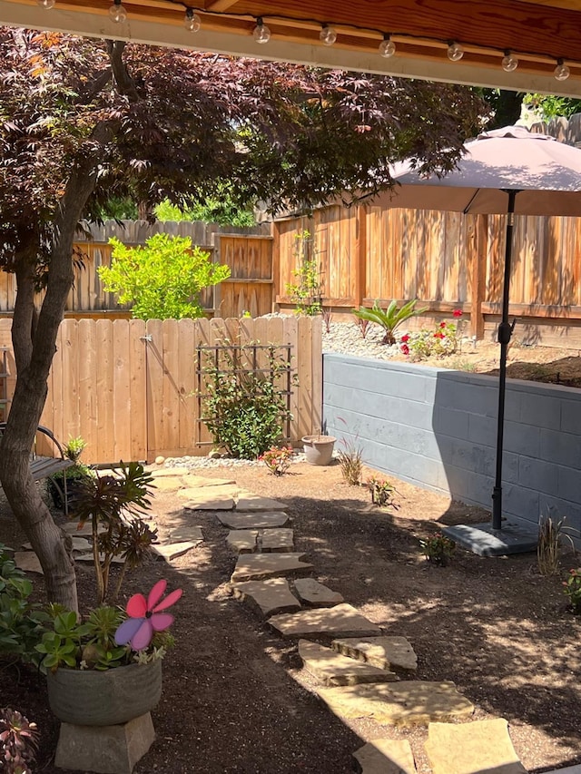 9552 N Whitehouse Dr, Fresno, CA 93720 - view of patio / terrace