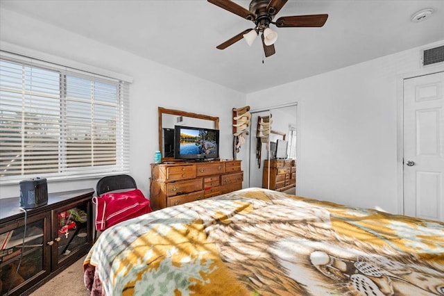 4185 E Turner Ave, Fresno, CA 93702 - bedroom featuring visible vents, a ceiling fan, and a closet