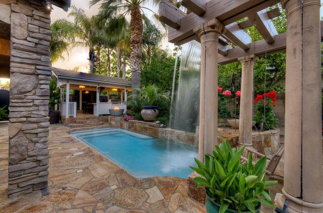 71 Omaha Ave, Clovis, CA 93619 - outdoor pool featuring a patio area