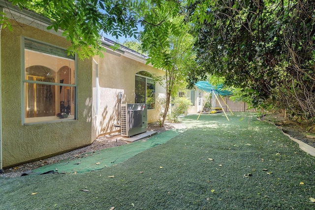 2955 E Christopher, Fresno, CA 93720 - view of yard with ac unit and fence