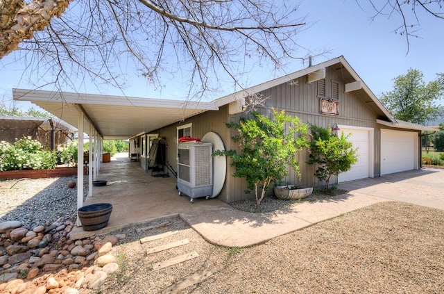 20794 E Weldon Ave, Sanger, CA 93657 - view of front of property with a garage