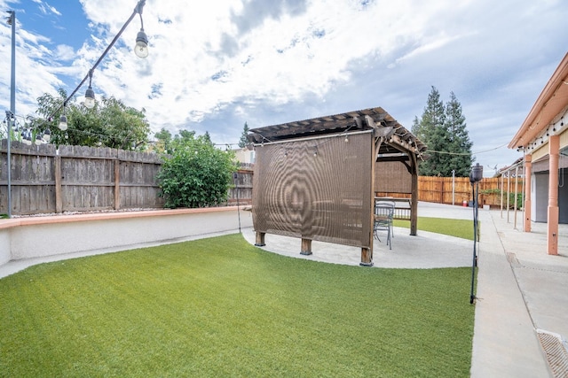 2776 Keats Ave, Clovis, CA 93611 - view of yard featuring a fenced backyard and a patio area