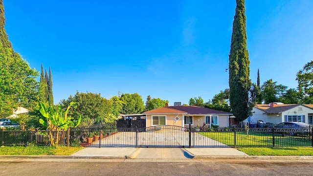 1406 E Hampton Way, Fresno, CA 93704 - photo 2