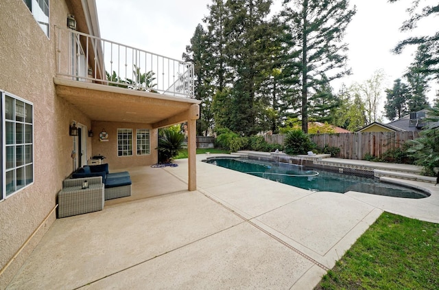 8164 N 8th St, Fresno, CA 93720 - view of pool with a fenced backyard, a patio, and a fenced in pool