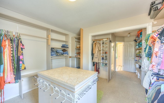 8164 N 8th St, Fresno, CA 93720 - spacious closet with light colored carpet