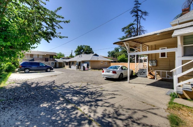 329 N Glenn Ave, Fresno, CA 93701 - exterior space
