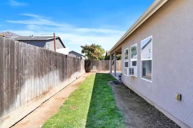 view of yard featuring a fenced backyard