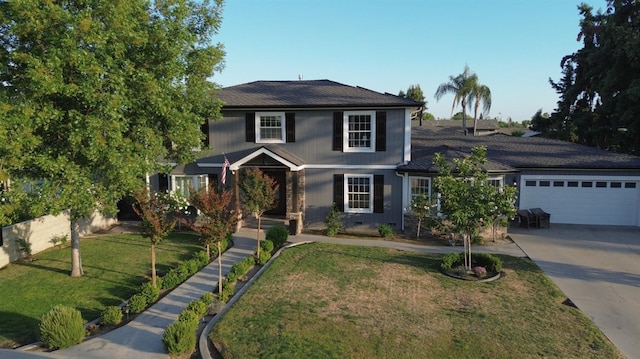 1233 Redwood Ln, Selma, CA 93662 - traditional home featuring concrete driveway, a garage, and a front lawn