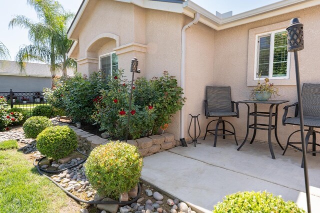 13375 Peach St, Parlier, CA 93648 - exterior space with fence
