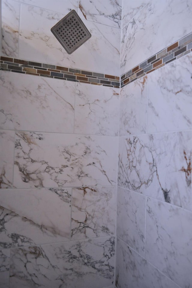 43777 Kaweah River Dr, Three Rivers, CA 93271 - bathroom view of a tile shower