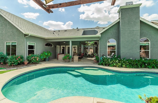 287 W Trenton Ave, Clovis, CA 93619 - outdoor pool with a patio