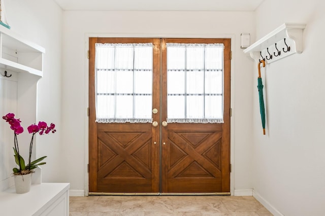 13801 E Rialto Ave, Sanger, CA 93657 - doorway featuring baseboards