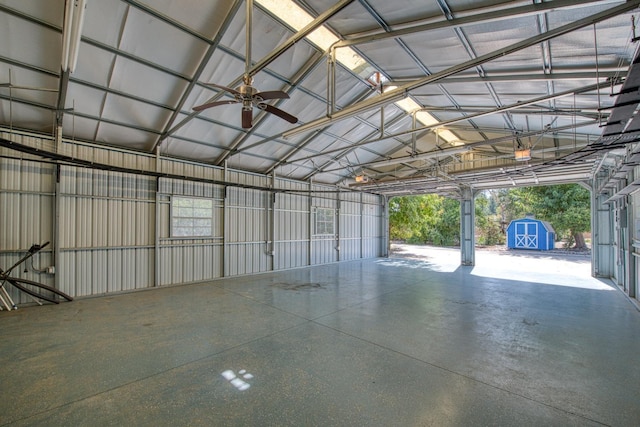 13801 E Rialto Ave, Sanger, CA 93657 - garage featuring a shed