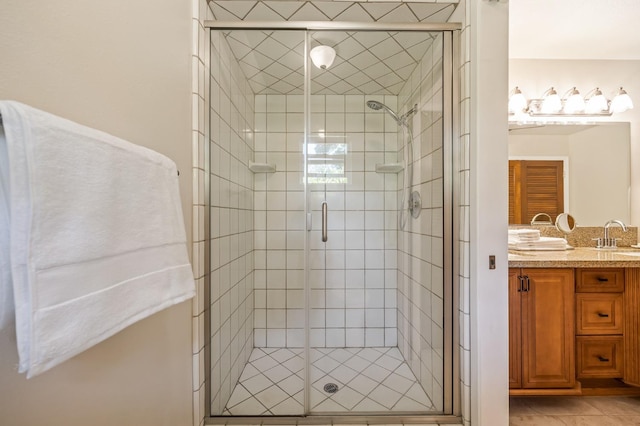 13801 E Rialto Ave, Sanger, CA 93657 - bathroom with a stall shower and double vanity