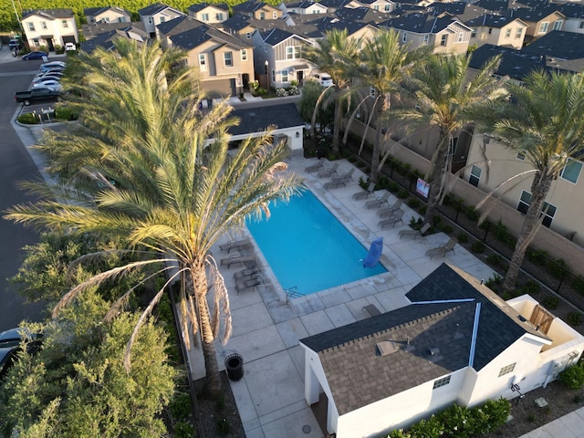 6458 E Riesling Dr, Fresno, CA 93727 - community pool with a residential view and a patio
