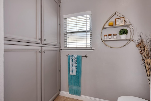 22 Pointe W, Madera, CA 93637 - bathroom featuring toilet and baseboards