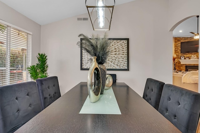 22 Pointe W, Madera, CA 93637 - dining room with arched walkways and lofted ceiling