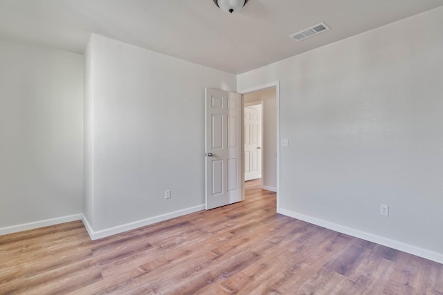 1197 Pucheu St, Mendota, CA 93640 - spare room with light wood-type flooring and baseboards