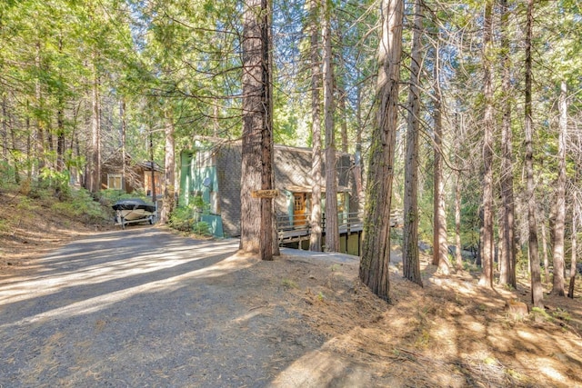 30830 Old Strawberry Rd, Tuolumne, CA 95375 - view of front of home with gravel driveway
