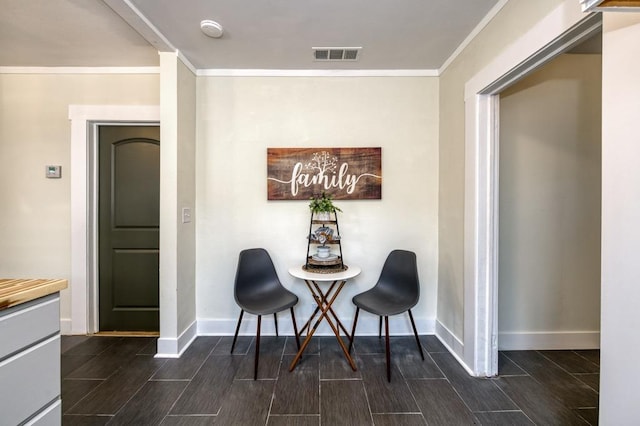 3443 E Washington Ave, Fresno, CA 93702 - sitting room with wood finish floors, baseboards, and ornamental molding