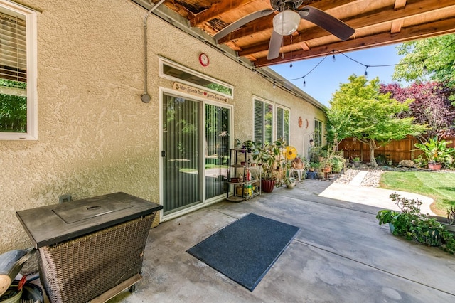947 Carson Ave, Clovis, CA 93611 - view of patio with fence and a ceiling fan