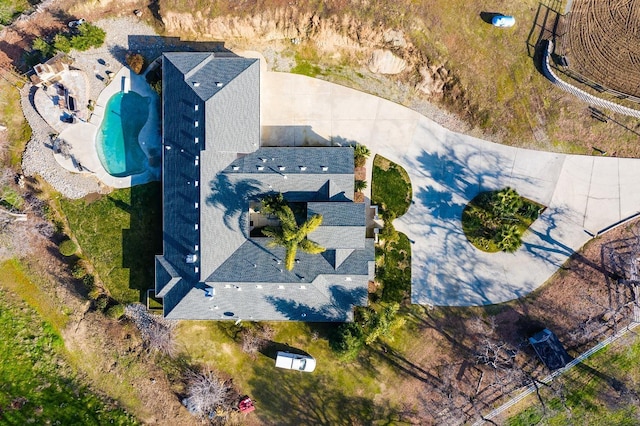 30925 Pennyroyal Ln, Prather, CA 93651 - aerial view of property and surrounding area with a pool