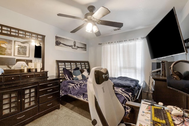 bedroom featuring carpet flooring and ceiling fan