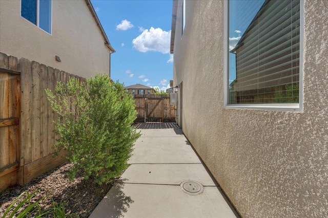 841 Corazon Ave, Clovis, CA 93619 - view of home's exterior with stucco siding