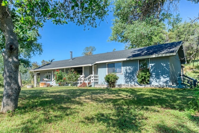 28302 Tollhouse Rd, Tollhouse, CA 93667 - ranch-style home with a front lawn