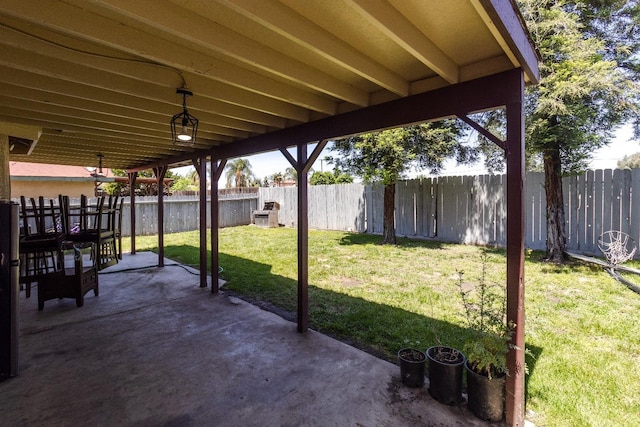 3626 E Stewart Ct, Visalia, CA 93292 - view of patio / terrace