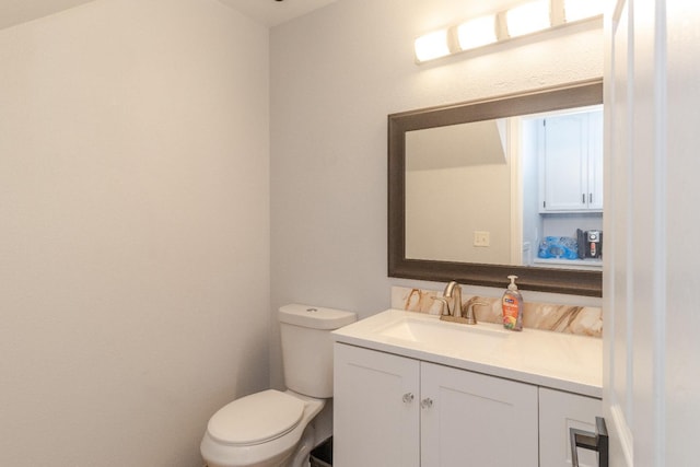 3626 E Stewart Ct, Visalia, CA 93292 - bathroom with vanity and toilet