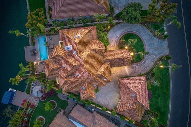 2589 W Lake Van Ness Cir, Fresno, CA 93711 - aerial view of property and surrounding area