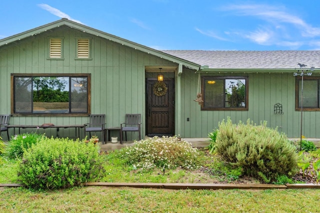 7784 S Del Rey Ave, Del Rey, CA 93616 - view of front of house with roof with shingles