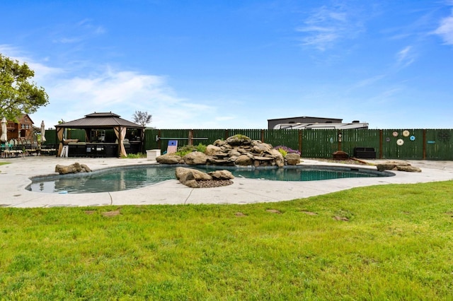 7784 S Del Rey Ave, Del Rey, CA 93616 - view of pool featuring a gazebo