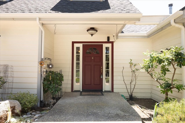39976 Pierce Lake Dr, Oakhurst, CA 93644 - entrance to property featuring a shingled roof