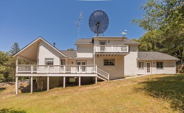 39976 Pierce Lake Dr, Oakhurst, CA 93644 - back of house with a balcony, a yard, and a deck