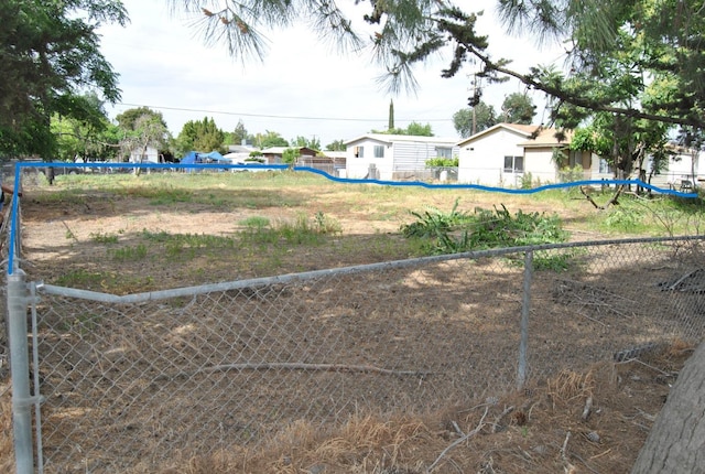 16820 Cloverdale Rd, Tulare, CA 93274