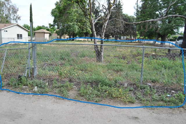 16820 Cloverdale Rd, Tulare, CA 93274