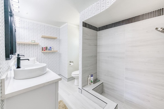 5932 E Illinois Ave, Fresno, CA 93727 - full bath featuring toilet and vanity