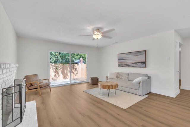 2379 S Price Ave, Fresno, CA 93725 - photo 6