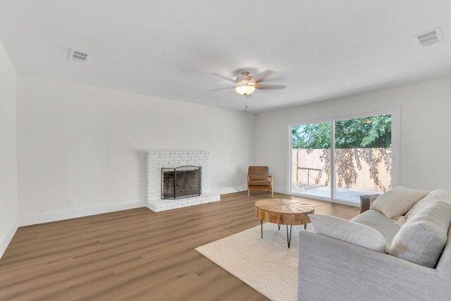 2379 S Price Ave, Fresno, CA 93725 - photo 4