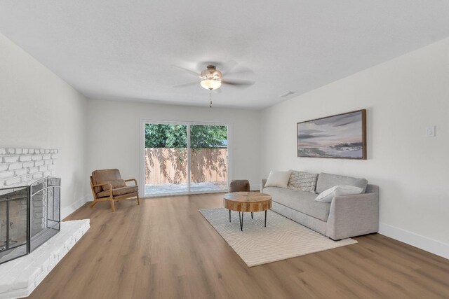 2379 S Price Ave, Fresno, CA 93725 - photo 5