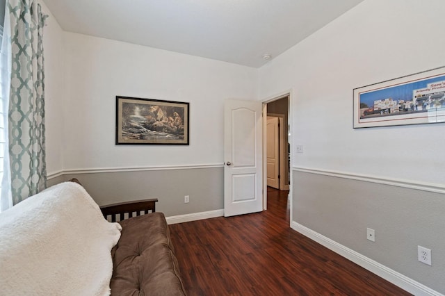 6423 N Bain Ave, Fresno, CA 93722 - sitting room featuring wood finished floors and baseboards