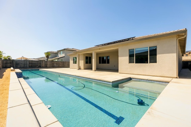 3636 Elberta Cir, Dinuba, CA 93618 - view of swimming pool featuring a patio and a fenced backyard