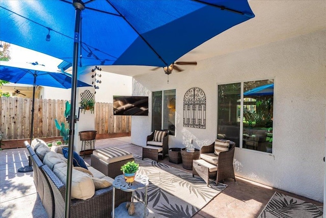 1117 E Royal Dornoch Ave, Fresno, CA 93730 - view of patio / terrace featuring an outdoor hangout area