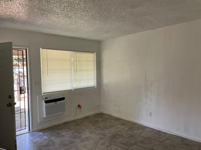 408 S Woodrow Ave, Fresno, CA 93702 - photo 23